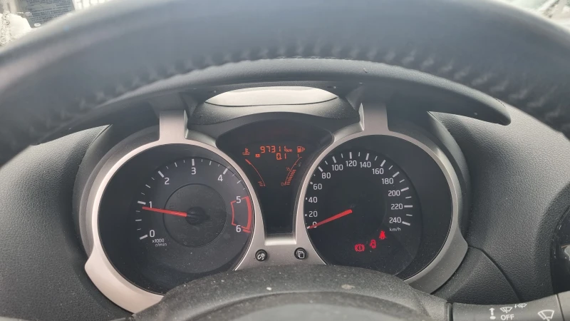 Nissan Juke 1.5DCI, снимка 11 - Автомобили и джипове - 48714082