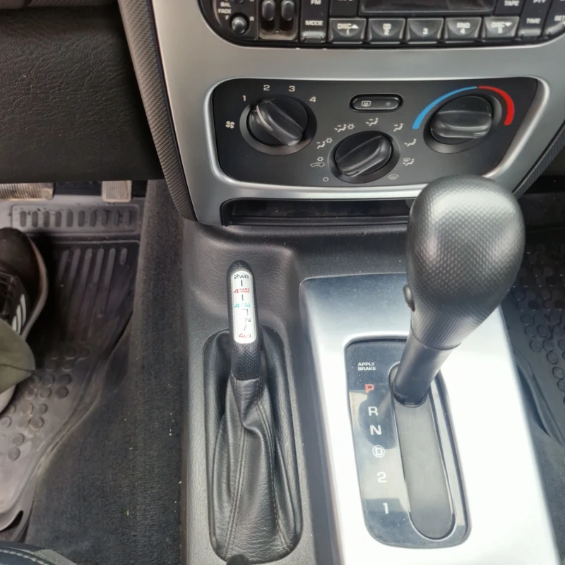 Jeep Cherokee, снимка 7 - Автомобили и джипове - 52351082