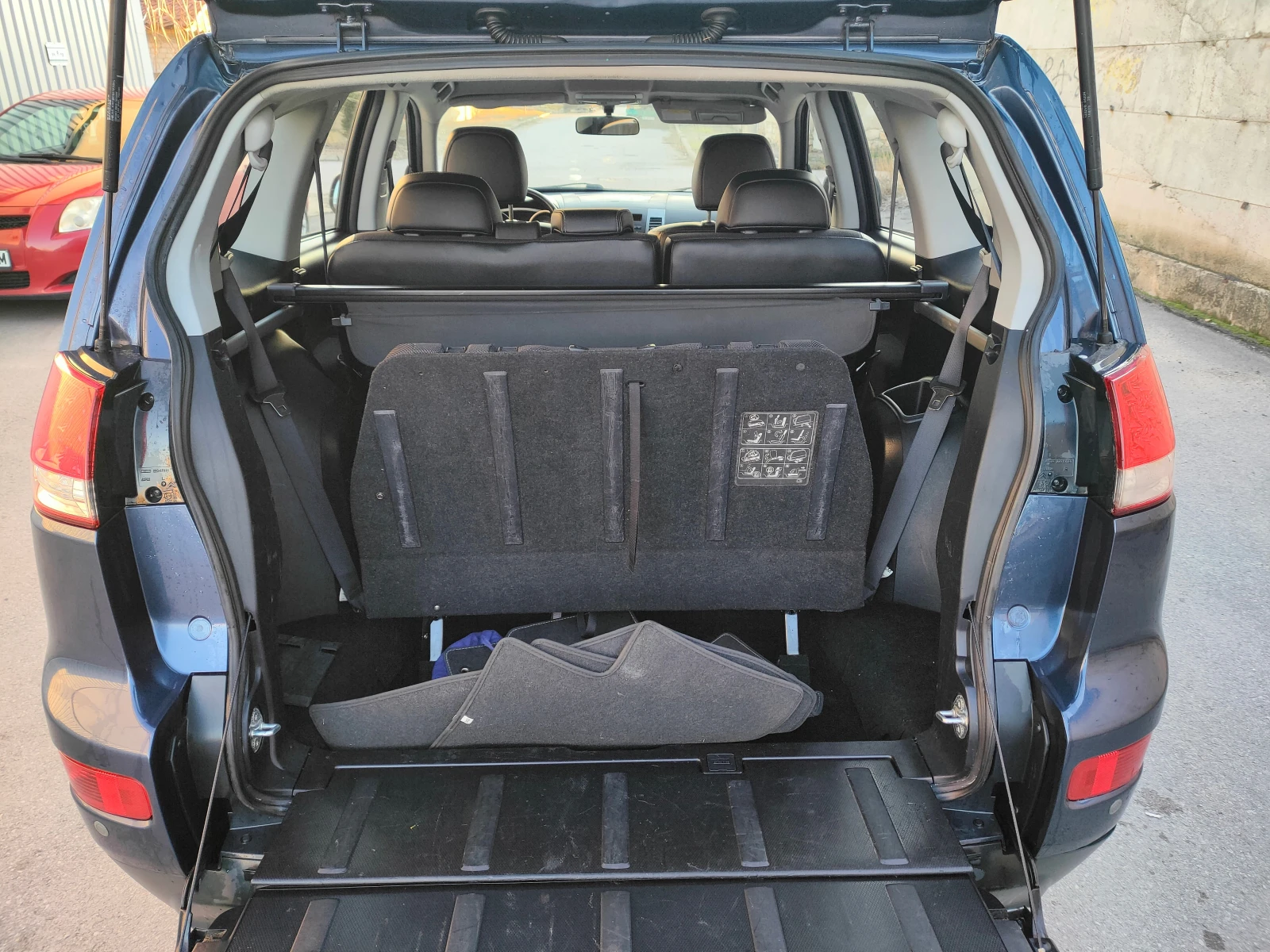 Citroen C-Crosser 2.4i 4x4 7seats/auto | Mobile.bg   16