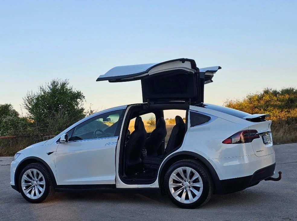 Tesla Model X 4x4 с гаранция - изображение 3