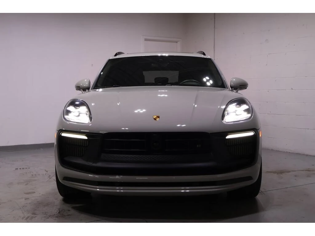 Porsche Macan * GTS * CARFAX * ЦЕНА ДО БЪЛГАРИЯ - изображение 9