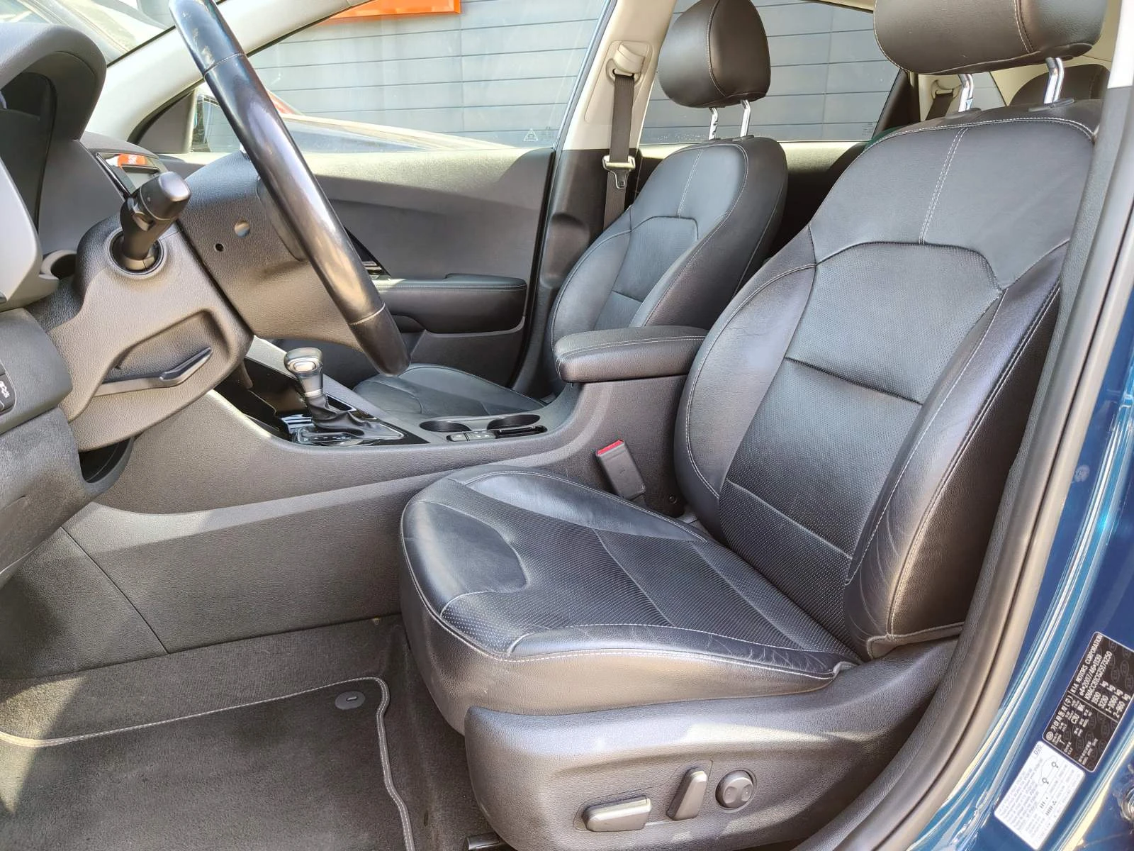 Kia Niro Hybrid | Mobile.bg � ����������� 10