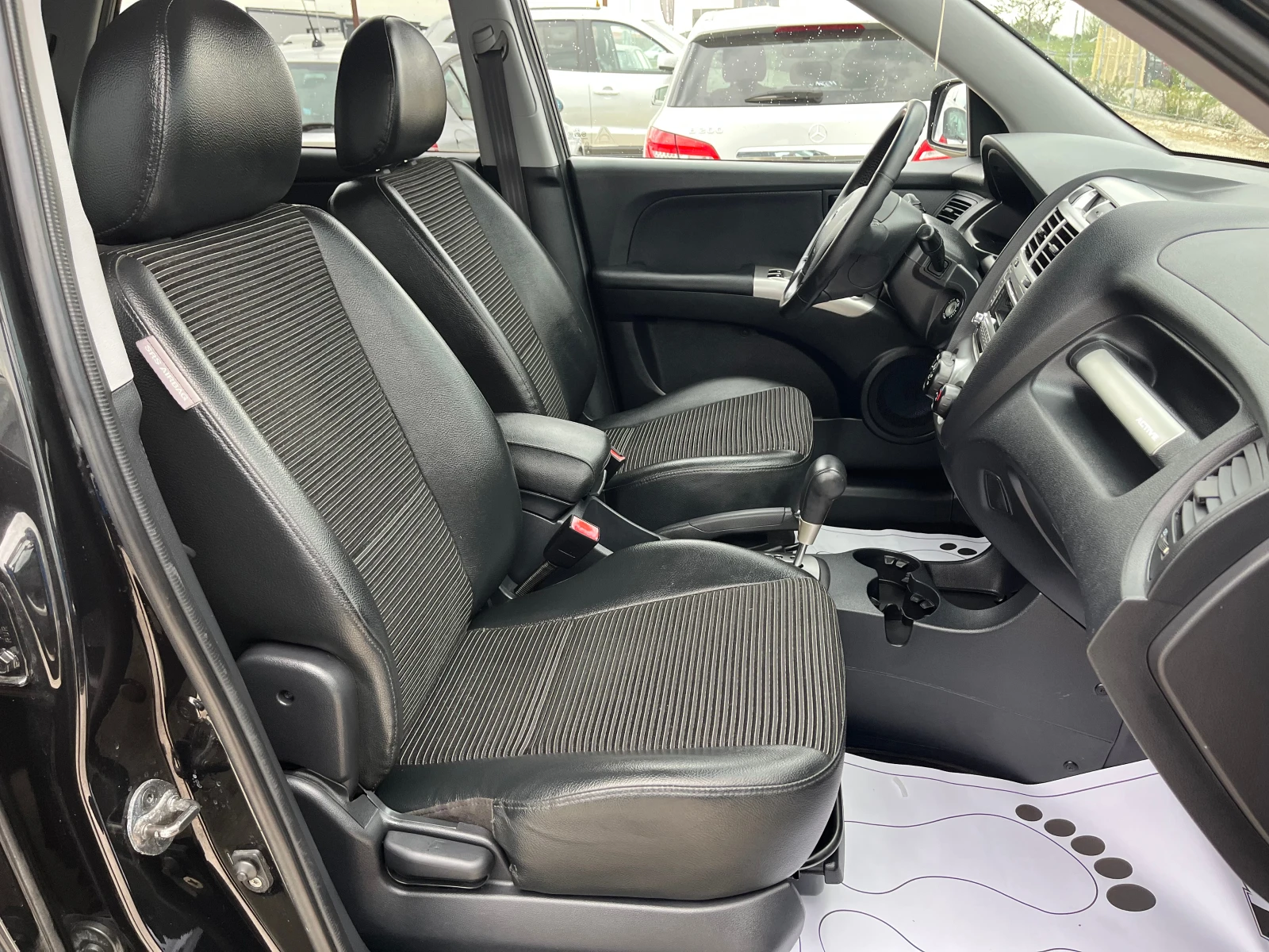 Kia Sportage 2.0CRDI, 140ck, АВТОМАТИК, ЛИЗИНГ, снимка 12 - Автомобили и джипове - 54379612