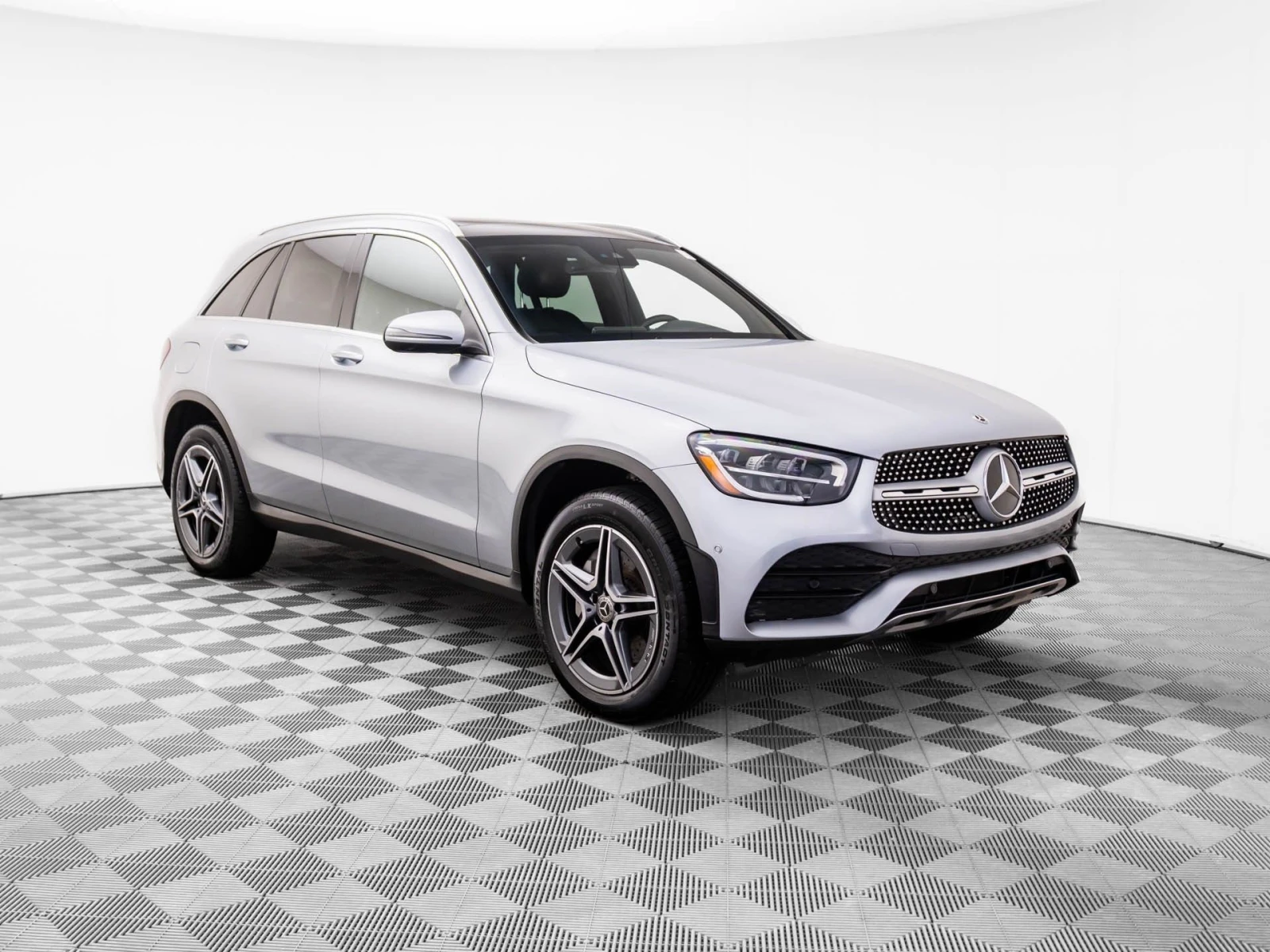 Mercedes-Benz GLC 300 4MATIC * AMG LINE 