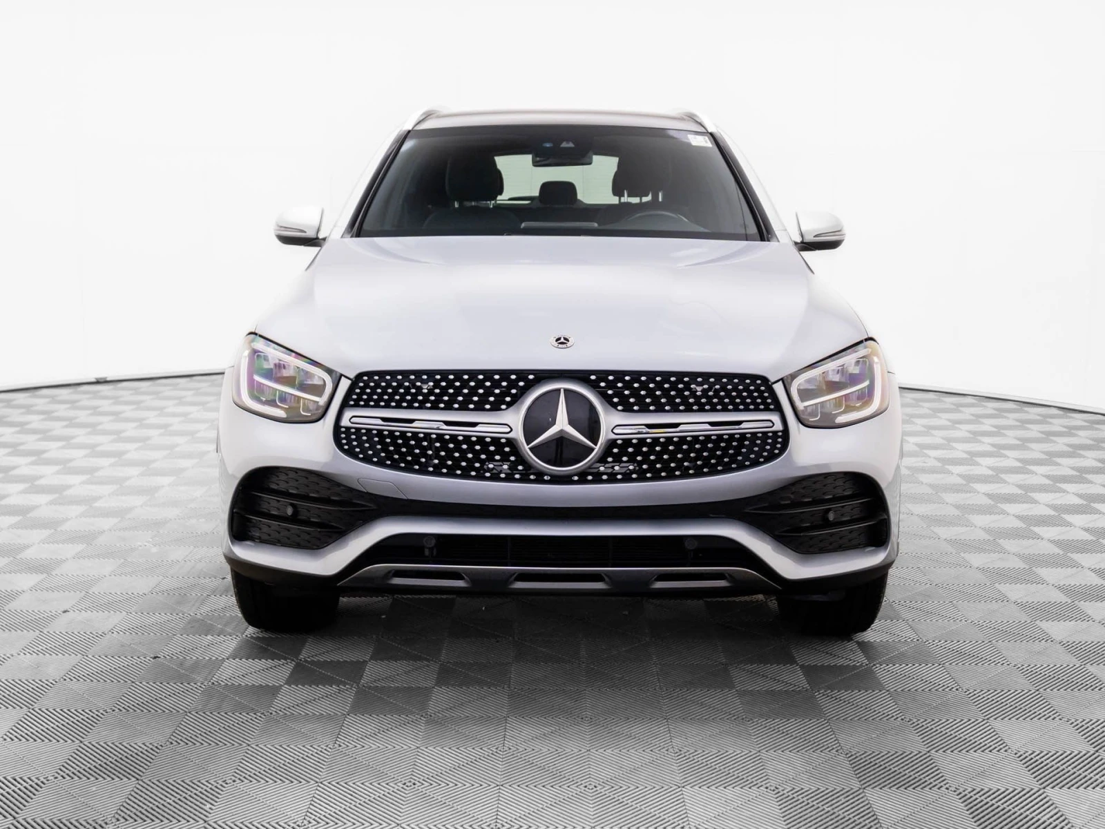 Mercedes-Benz GLC 300 4MATIC * AMG LINE , снимка 11 - Автомобили и джипове - 55124137