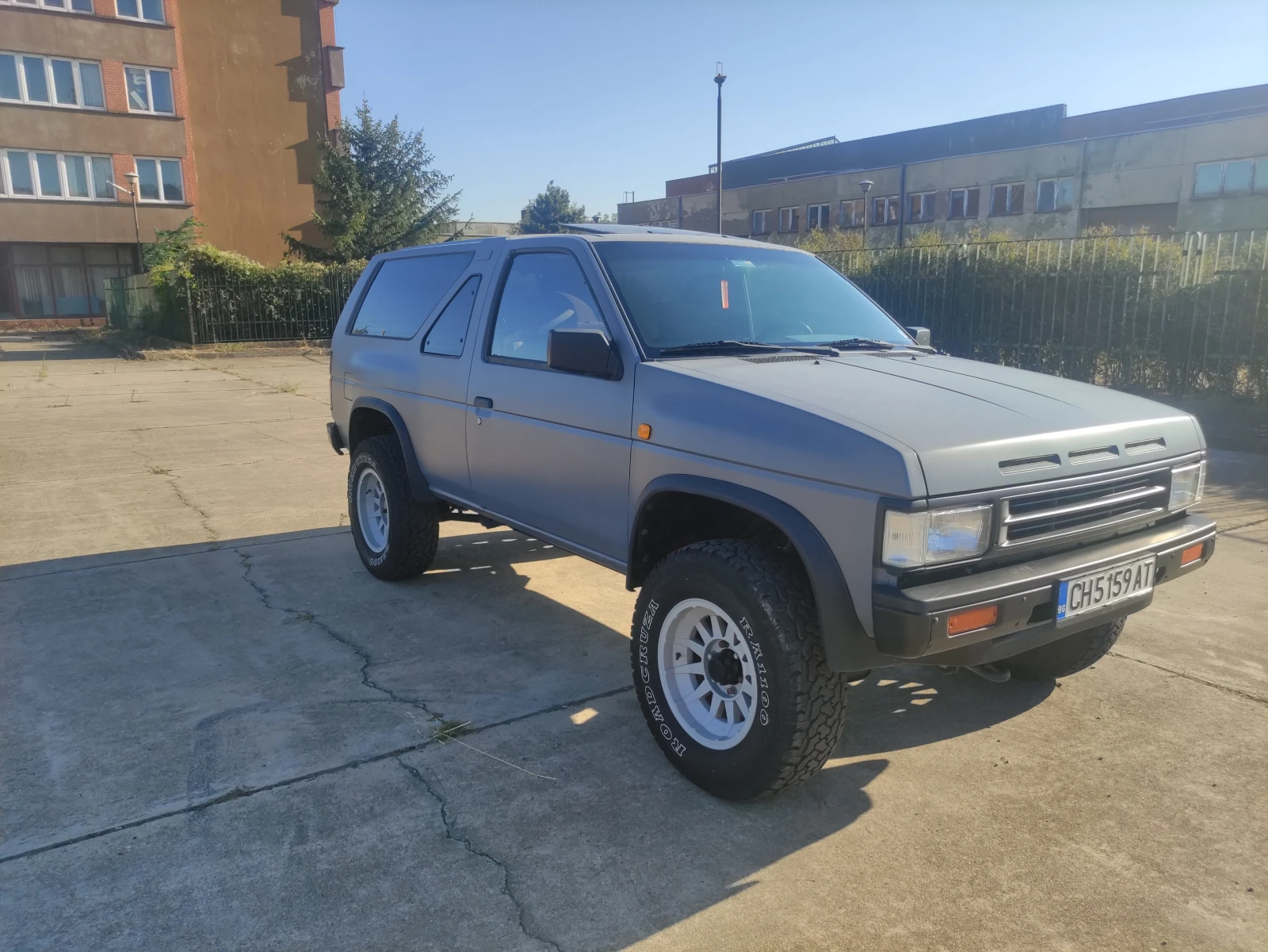 Nissan Terrano, снимка 3 - Автомобили и джипове - 56238369