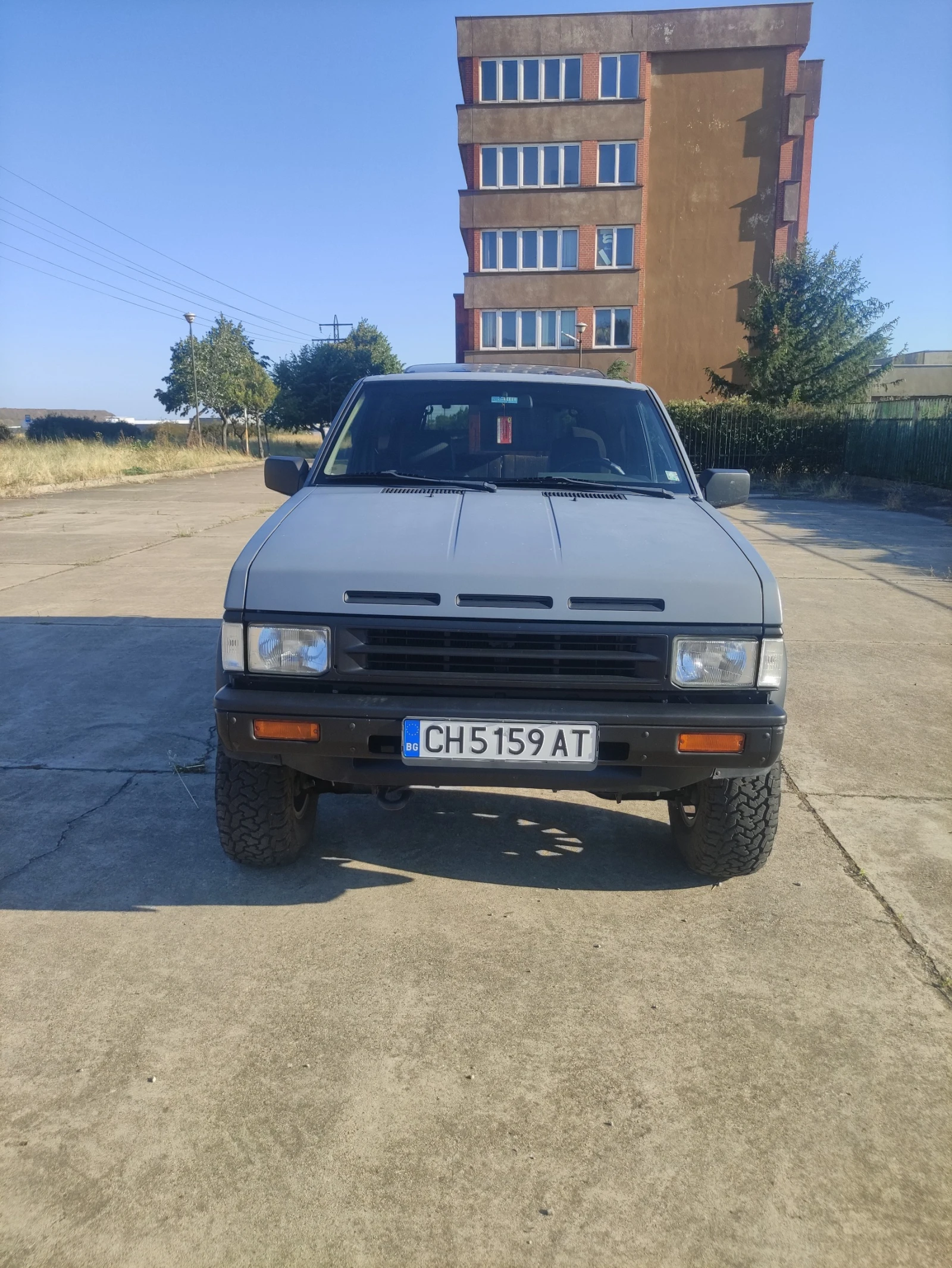 Nissan Terrano, снимка 2 - Автомобили и джипове - 56238369