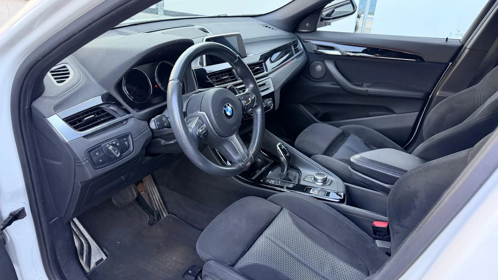 BMW X2 (КАТО НОВА)^(X-Drive)^(M-Paket), снимка 7 - Автомобили и джипове - 56299062