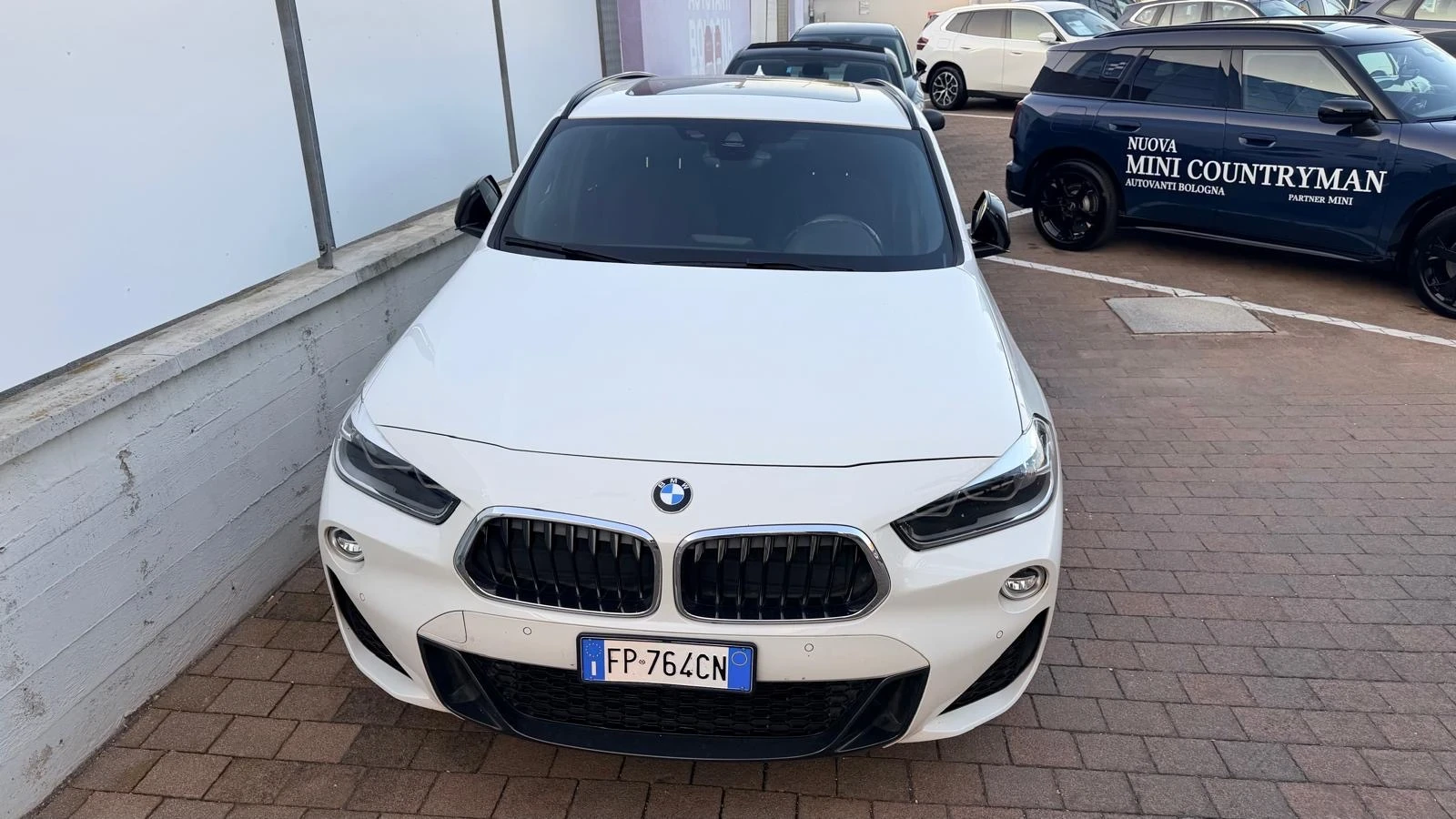 BMW X2 (КАТО НОВА)^(X-Drive)^(M-Paket), снимка 2 - Автомобили и джипове - 56299062