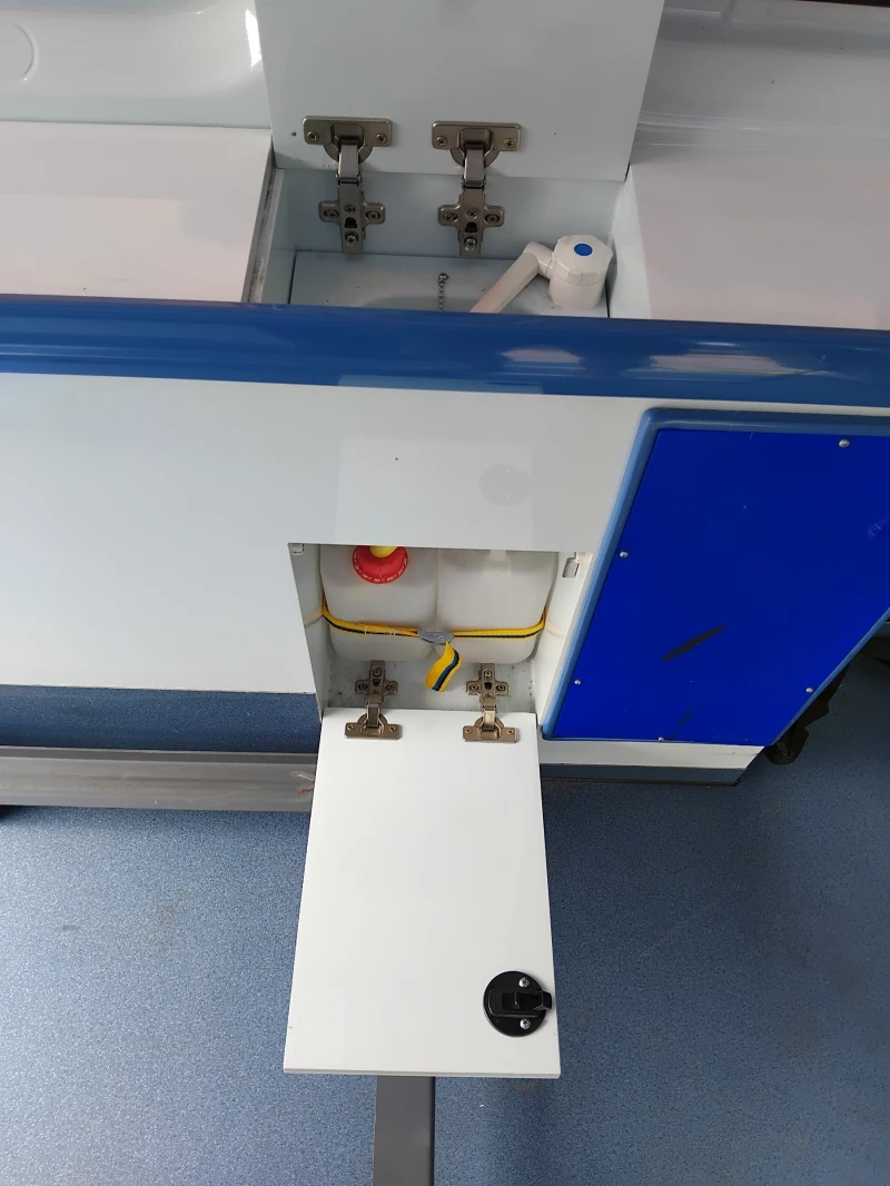 Mercedes-Benz Sprinter 313 2, 2 dci, снимка 16 - Бусове и автобуси - 52150952