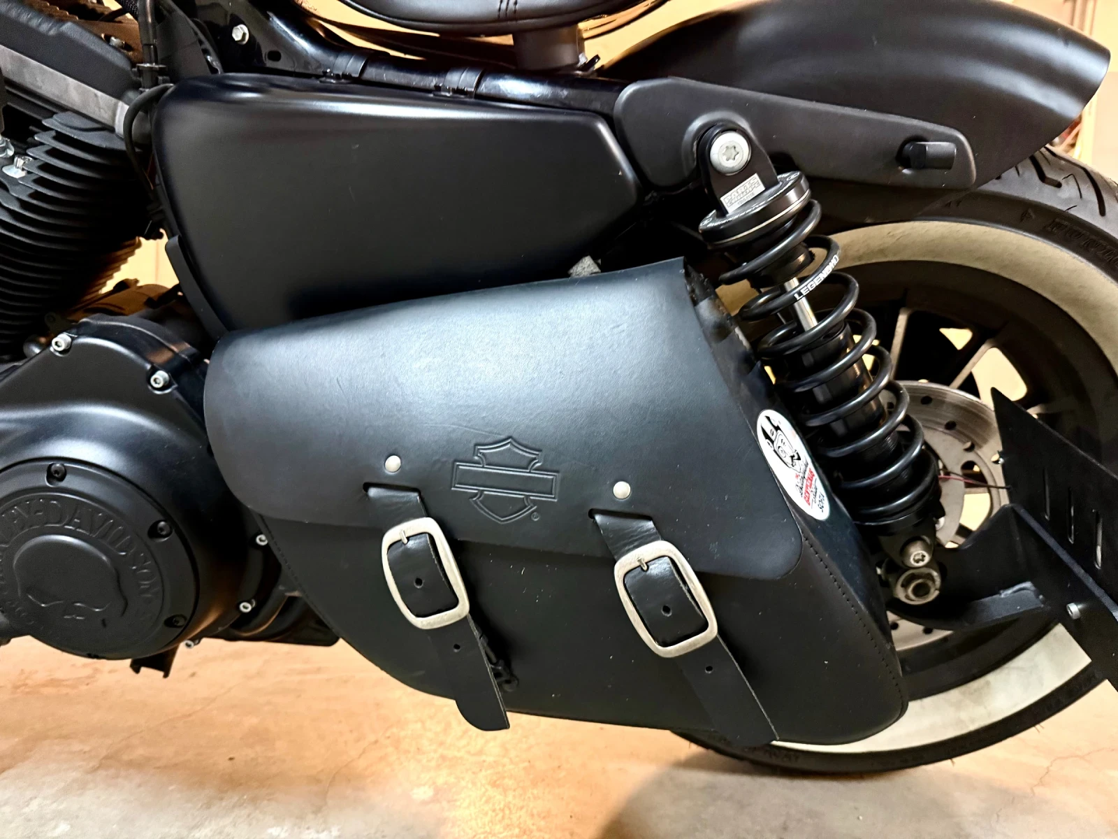 Harley-Davidson Sportster 883 - изображение 6