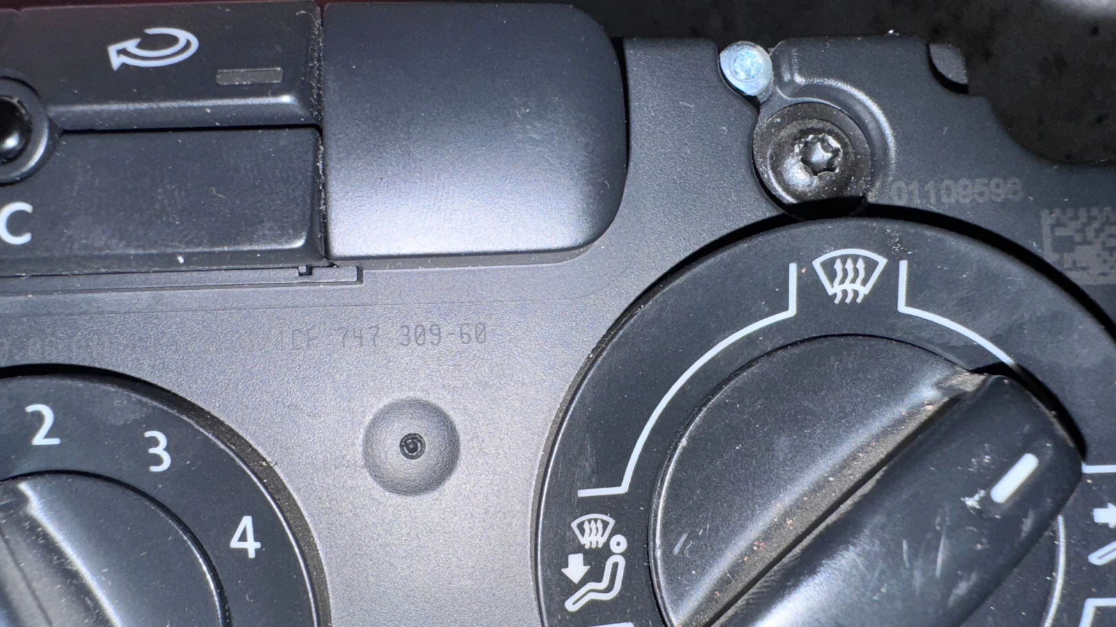   /  /  a VW Touran - 747309-60 | Mobile.bg   2