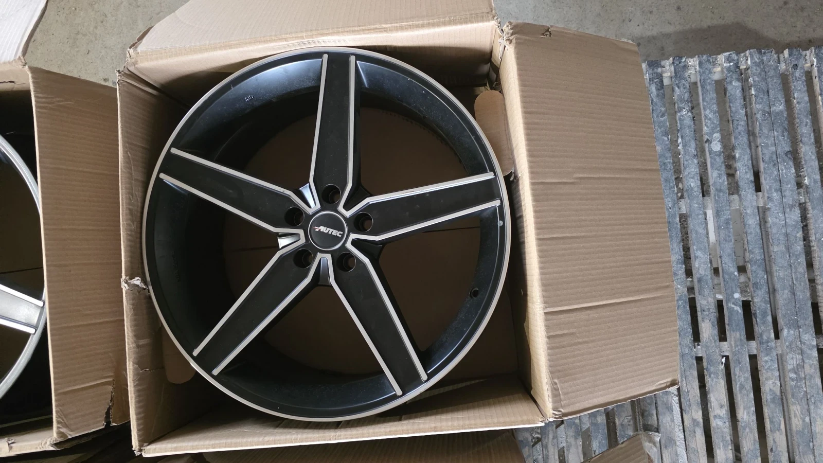 Джанти за Audi A4, снимка 2 - Гуми и джанти - 54001091