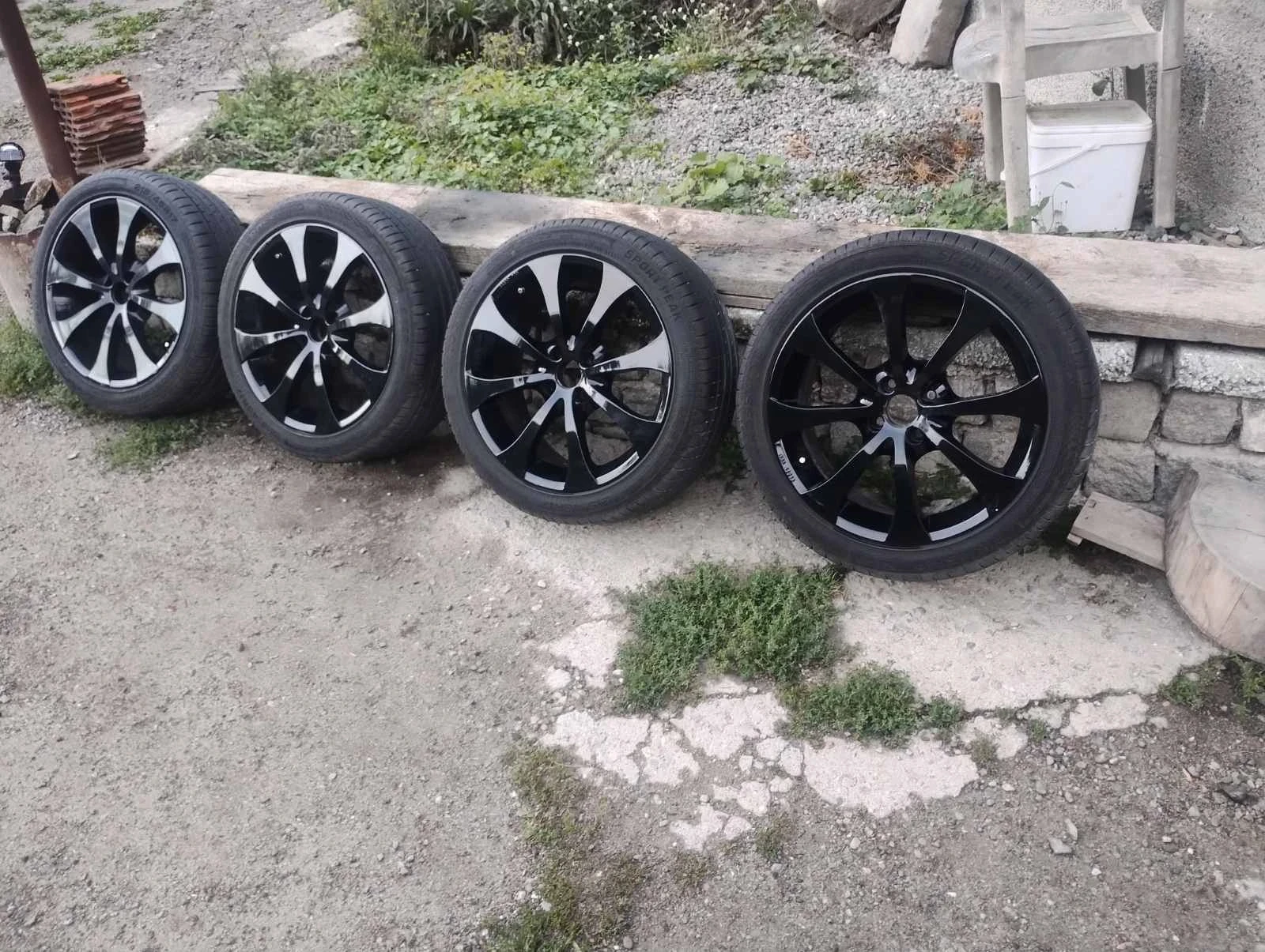 ���� � ������ 215/45R17 �� Renault | Mobile.bg � ����������� 1