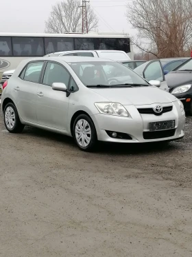 Toyota Auris, снимка 1