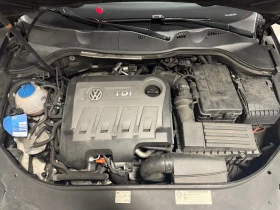 VW Passat 2.0 TDI HIGHLINE ACC/PANORAMA/CAMERA/KEYLESS/NAVI, снимка 16