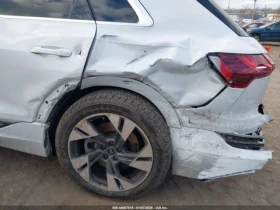 Audi E-Tron PREMIUM QUATTRO - 17300 € / 33835.86 лв. - 15240596 5