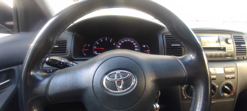 Toyota Corolla Corolla D4D, снимка 6 - Автомобили и джипове - 43295139