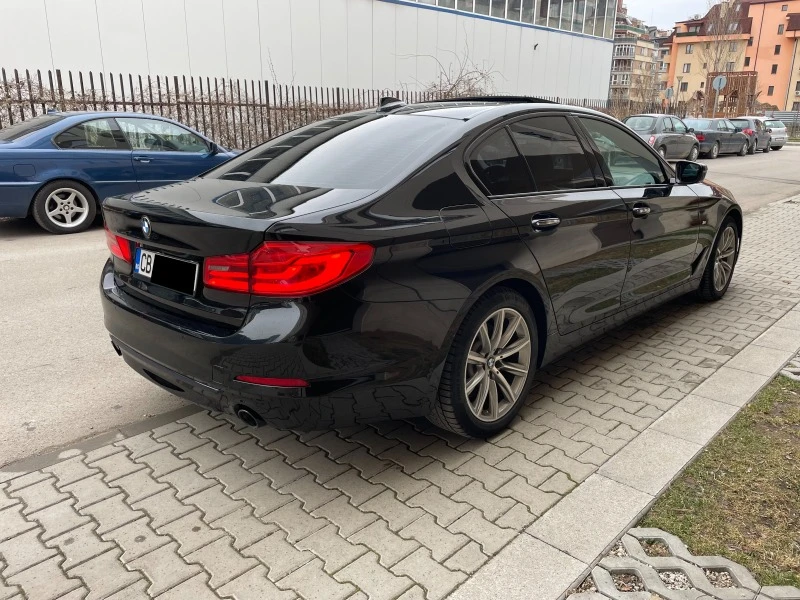 BMW 530 d xDrive Sport Line, снимка 3 - Автомобили и джипове - 44304363