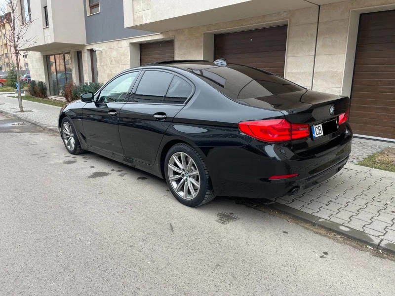 BMW 530 d xDrive Sport Line, снимка 4 - Автомобили и джипове - 44304363