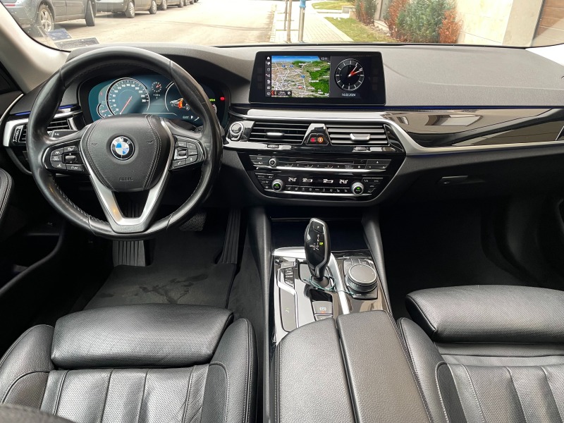 BMW 530 d xDrive Sport Line, снимка 8 - Автомобили и джипове - 44304363