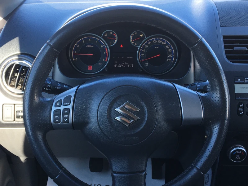 Suzuki SX4 1.6i, снимка 7 - Автомобили и джипове - 47617335