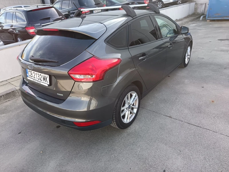 Ford Focus, снимка 9 - Автомобили и джипове - 47710076