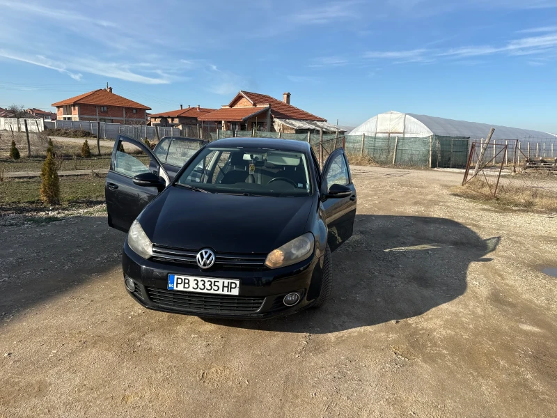 VW Golf, снимка 1 - Автомобили и джипове - 48403702