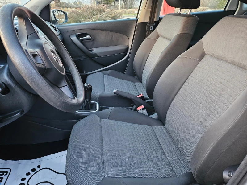 VW Polo 1.2, 70k.с., евро 5а!, снимка 11 - Автомобили и джипове - 49106419