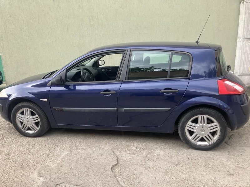 Renault Megane Dci, снимка 9 - Автомобили и джипове - 52518603