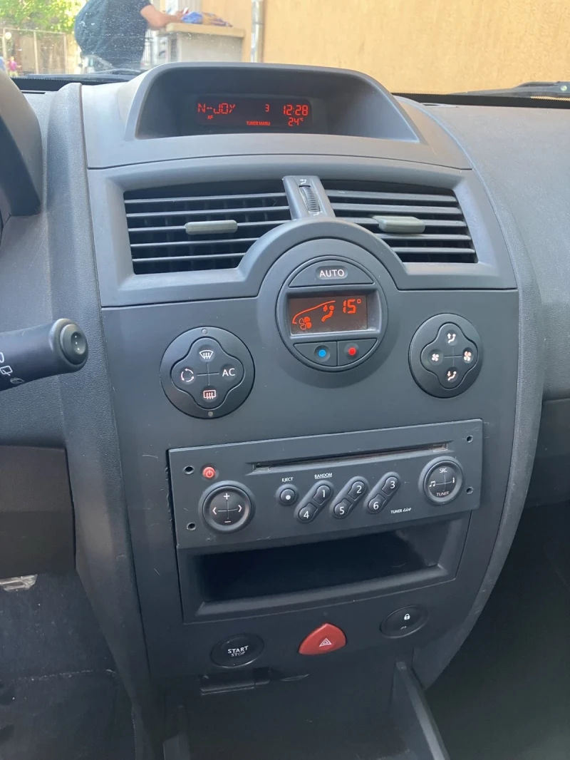 Renault Megane Dci, снимка 7 - Автомобили и джипове - 52518603