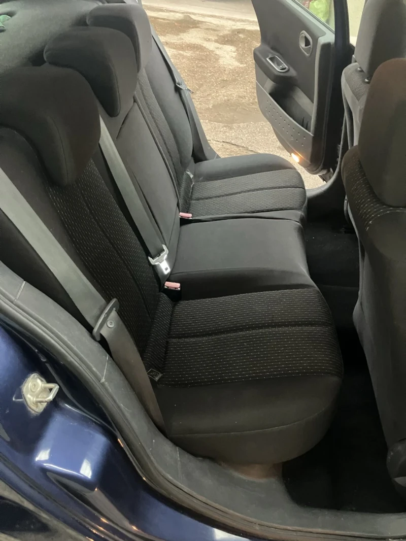 Renault Megane Dci, снимка 8 - Автомобили и джипове - 52518603