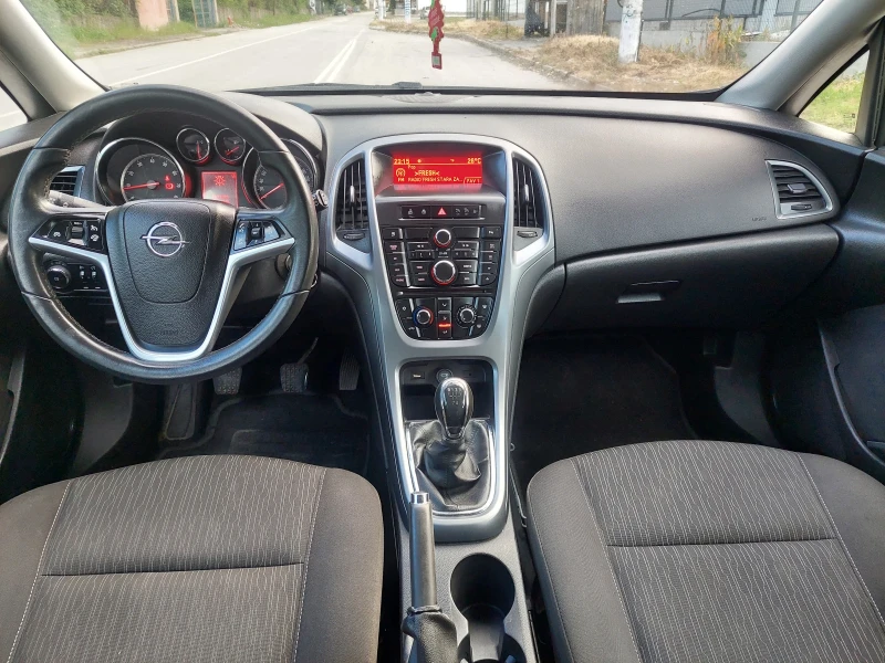 Opel Astra 1.6 Бензин  , снимка 6 - Автомобили и джипове - 52470313