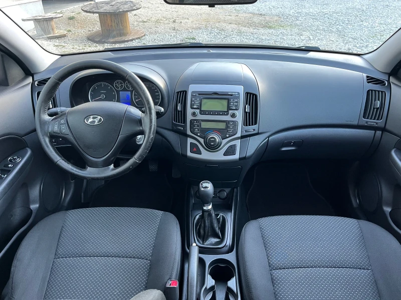 Hyundai I30 1.6CRDI, снимка 9 - Автомобили и джипове - 51800055