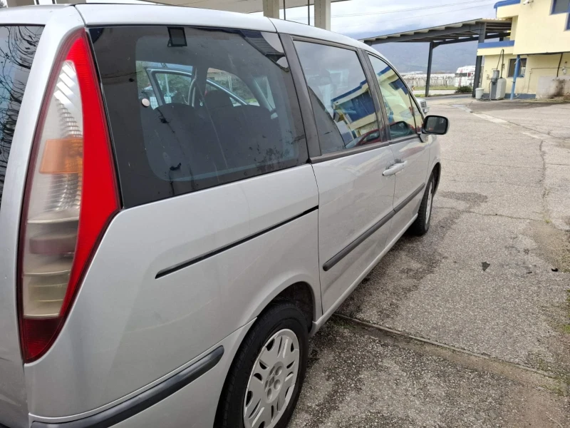 Fiat Ulysse 2.2 JTD, снимка 4 - Автомобили и джипове - 52760685