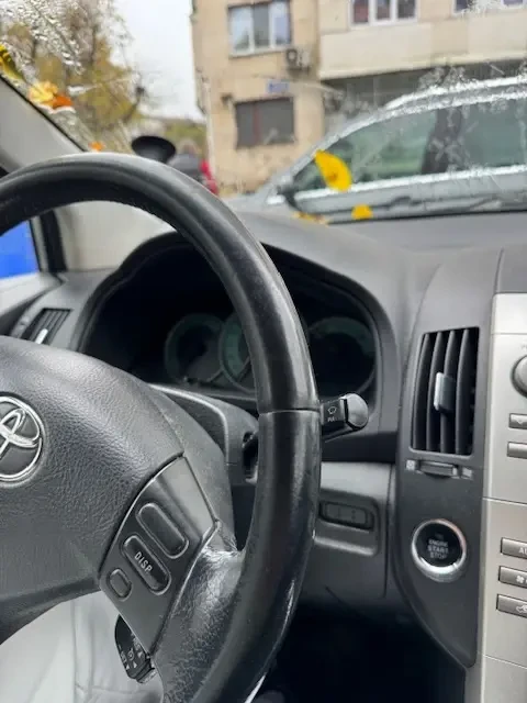 Toyota Corolla verso  - изображение 9