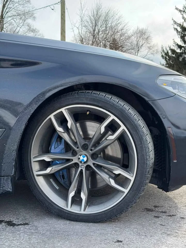 BMW 550 M550I С РЕГИСТРАЦИЯ & АВТО КРЕДИТ, снимка 12 - Автомобили и джипове - 53607861