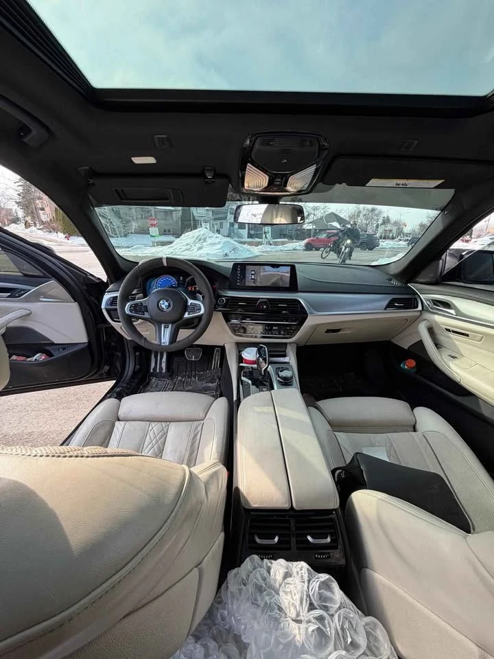 BMW 550 M550I С РЕГИСТРАЦИЯ & АВТО КРЕДИТ, снимка 9 - Автомобили и джипове - 53607861