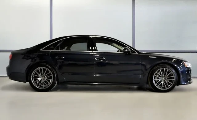 Audi A8 4.0T QUATTRO/FULL/PANO/360CAM, снимка 4 - Автомобили и джипове - 54998638