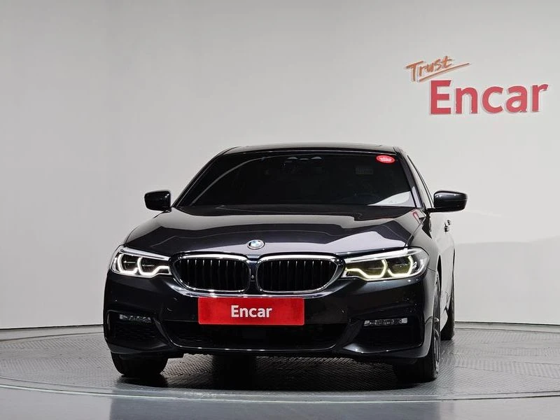 BMW 530 530i xDrive M Sport Package Plus| 248к.с.| ВКЛ.ТЕХ, снимка 3 - Автомобили и джипове - 55441436