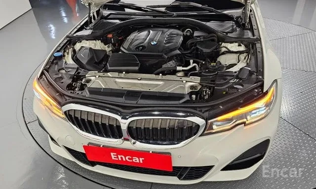 BMW 320 320d M Sport, снимка 6 - Автомобили и джипове - 55943093