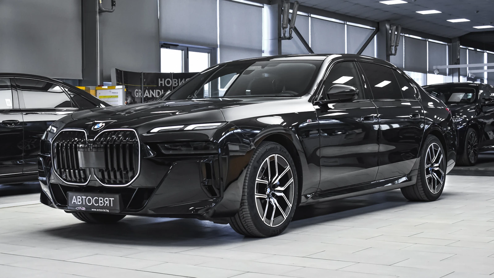 BMW 740 d xDrive M Sport Mild Hybrid Sportautomatic - изображение 4