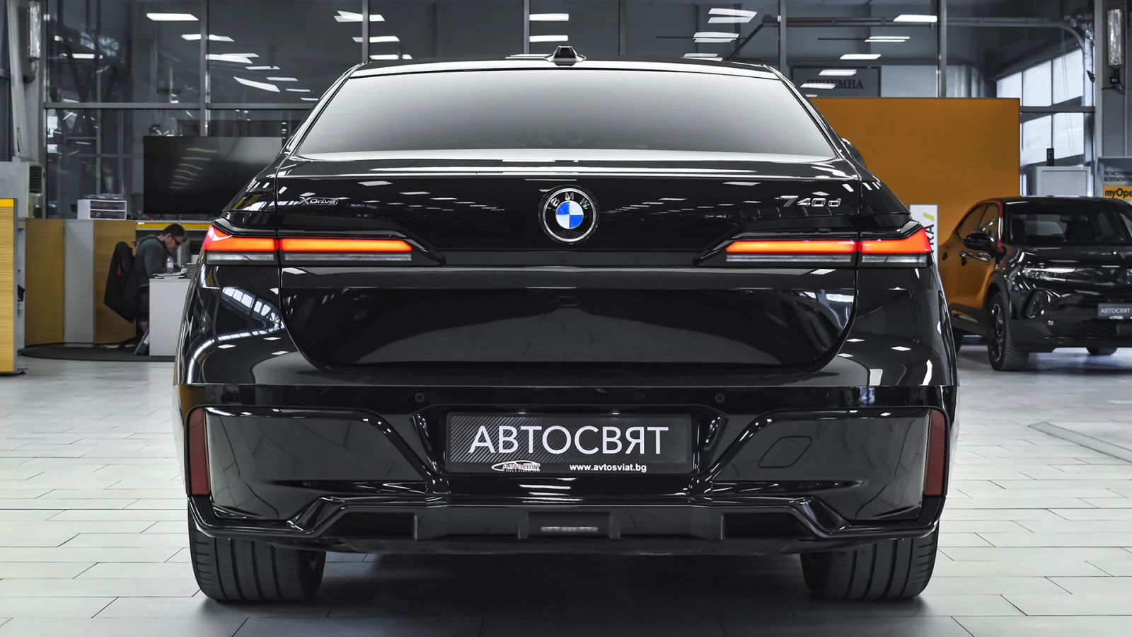 BMW 740 d xDrive M Sport Mild Hybrid Sportautomatic - изображение 3
