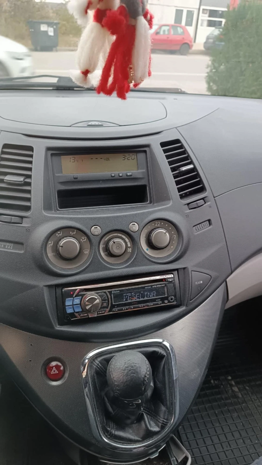 Mitsubishi Grandis  - изображение 3