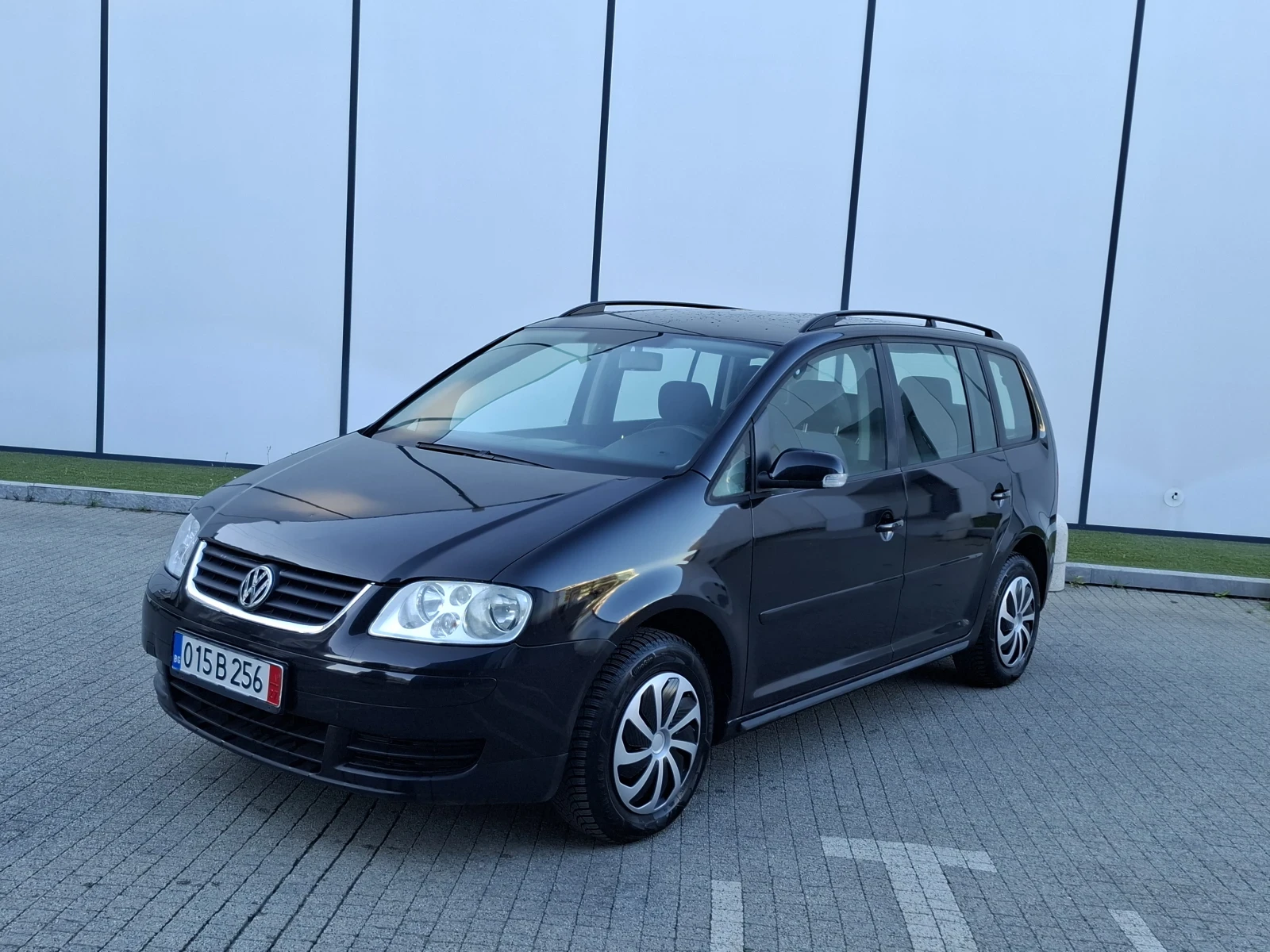 VW Touran 1.9TDI* (105кс)* 6-СКОРОСТИ* 6+ 1* HOB BHOC*  - изображение 3