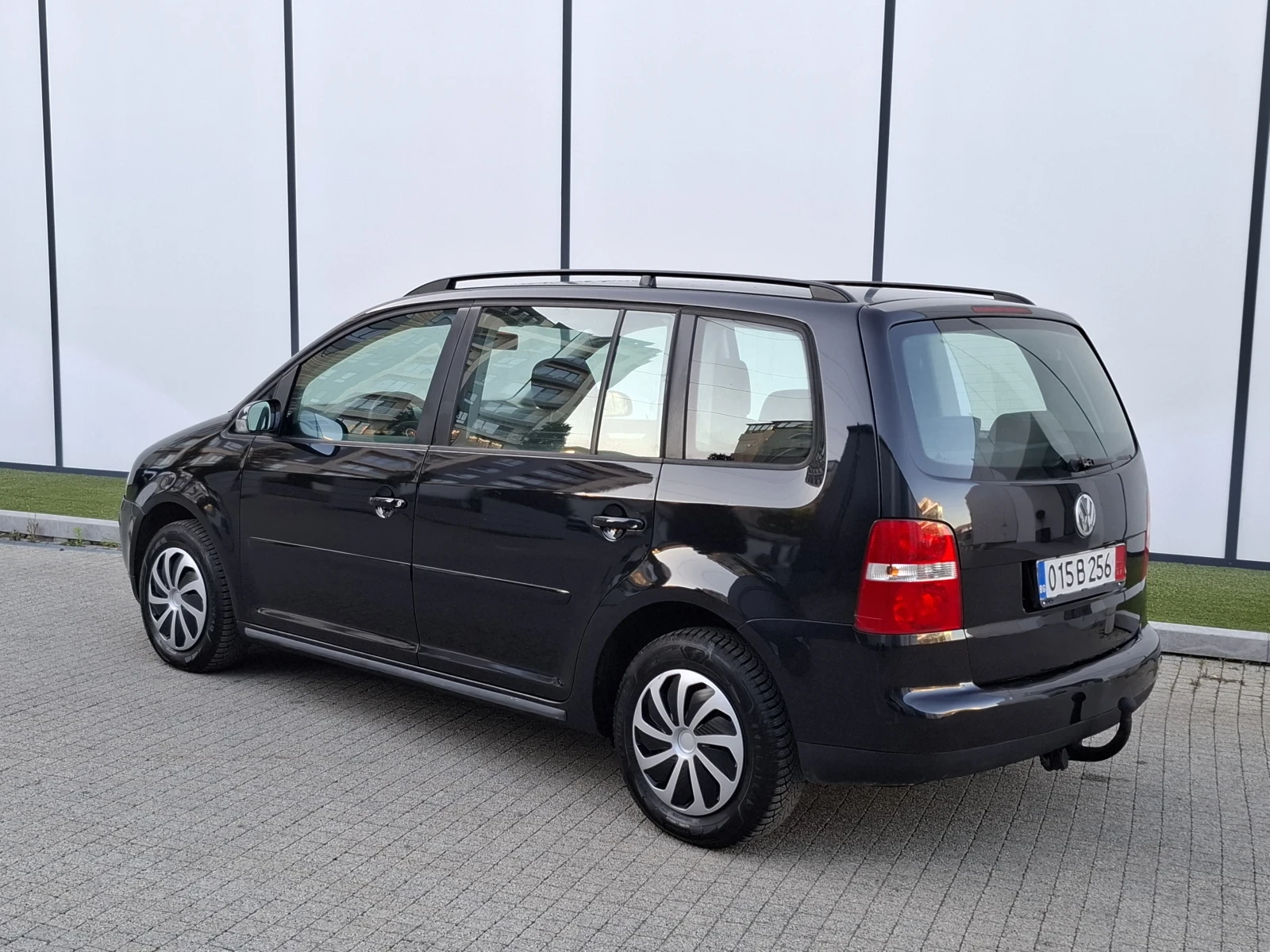 VW Touran 1.9TDI* (105кс)* 6-СКОРОСТИ* 6+ 1* HOB BHOC*  - изображение 5