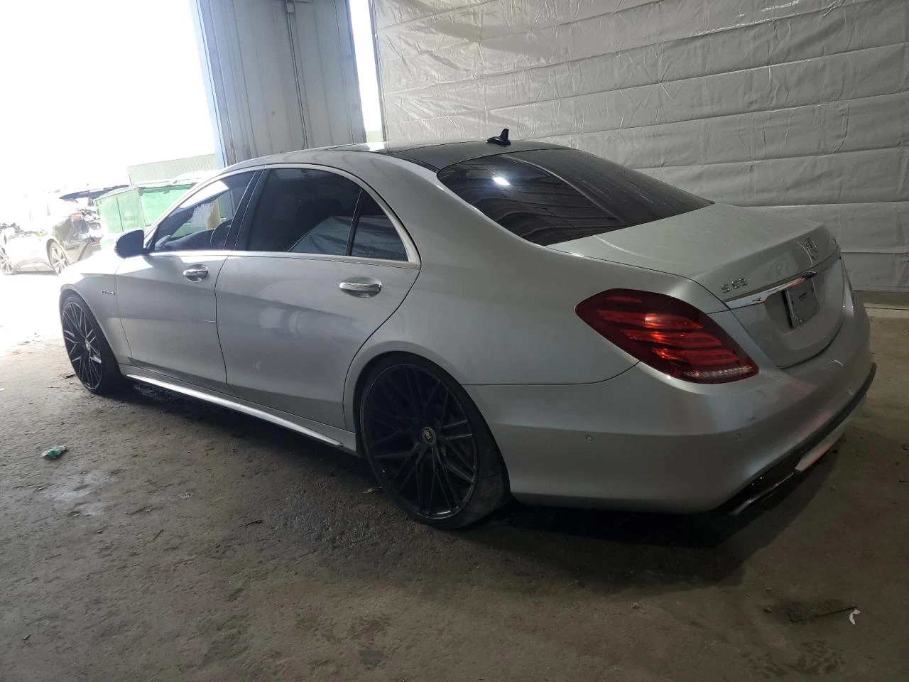Mercedes-Benz S 63 AMG Шито табло* BURMESTER* Night Vision* Масаж* Въздух - изображение 3