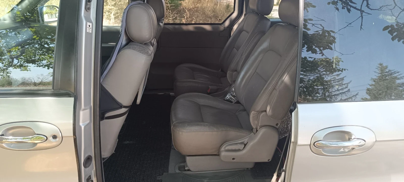 Kia Carnival Ван - изображение 6