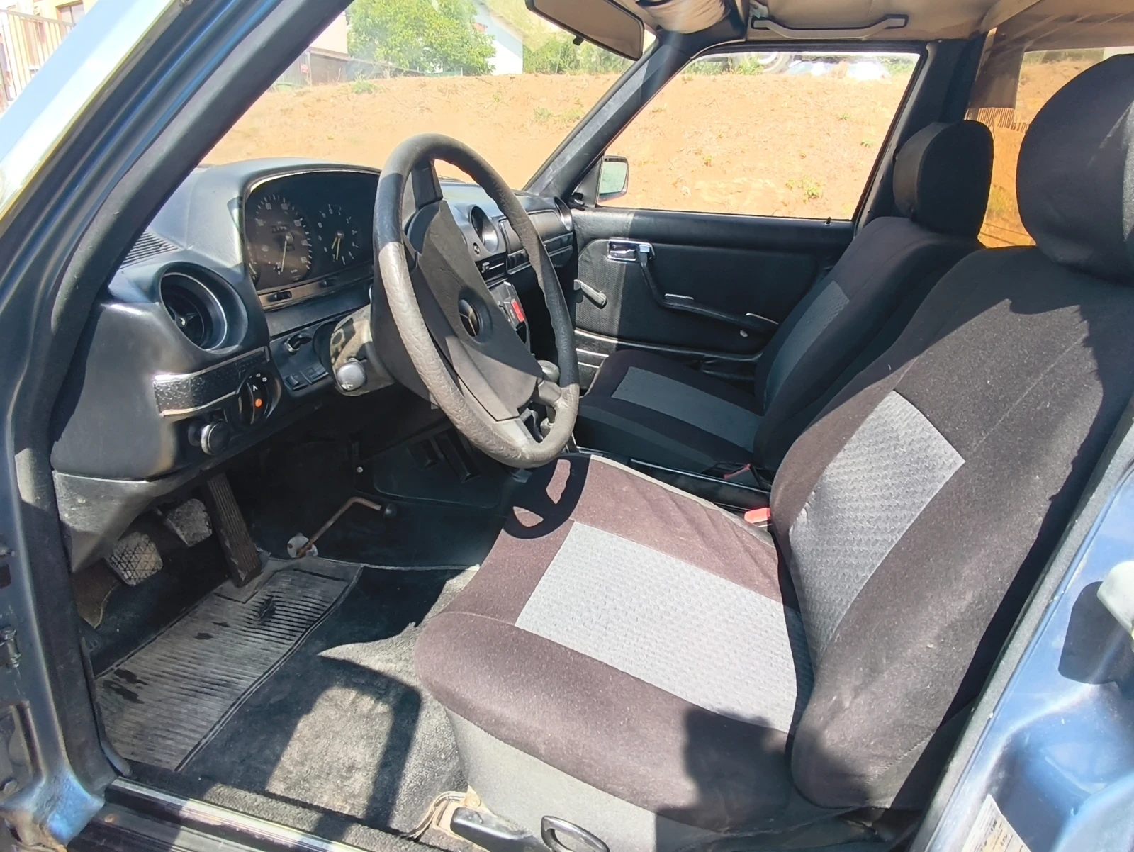 Mercedes-Benz 123 Катафалка  - изображение 8