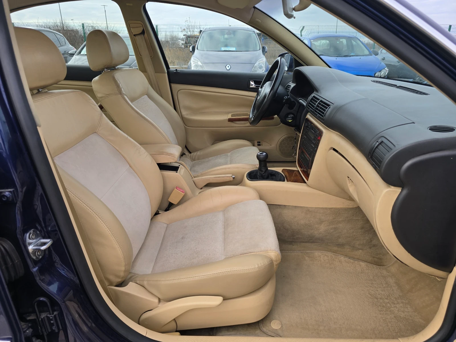 VW Passat 1.9TDI 131 6   | Mobile.bg   13